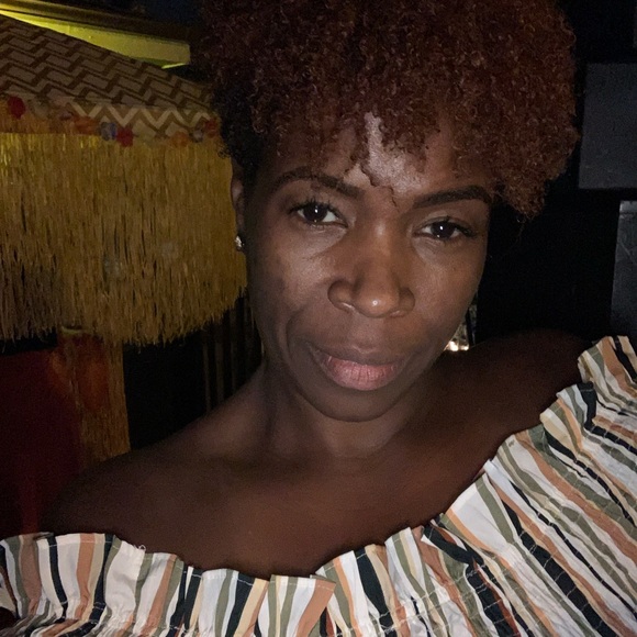 Meet your Posher, Saundra - Picture 3 of 3